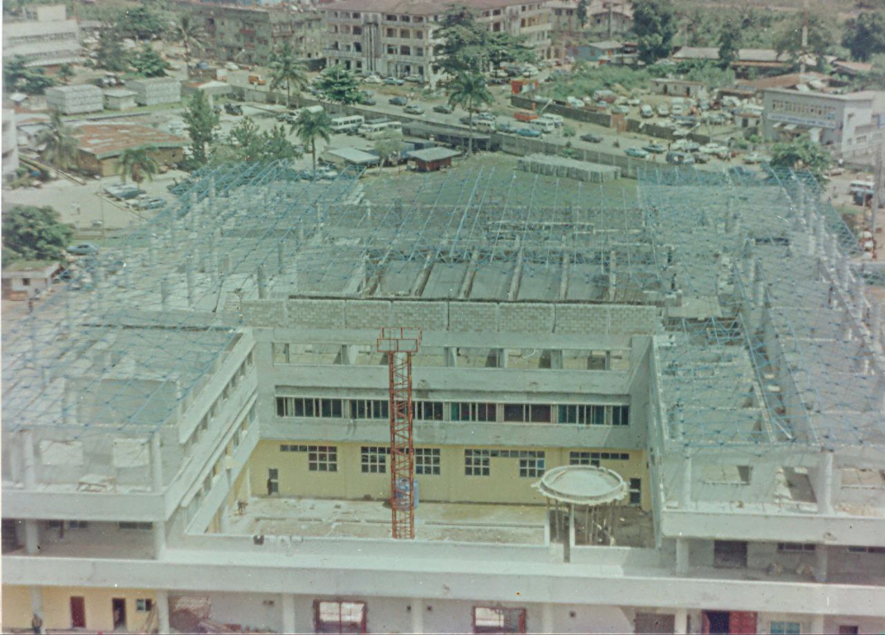 A. Aerial plan view of the entire 56m free span x 72m wide Roof structure.